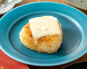 焼きおにぎりバター醤油