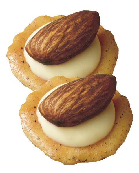 大人のプチ濃密カマンアーモンドおかき